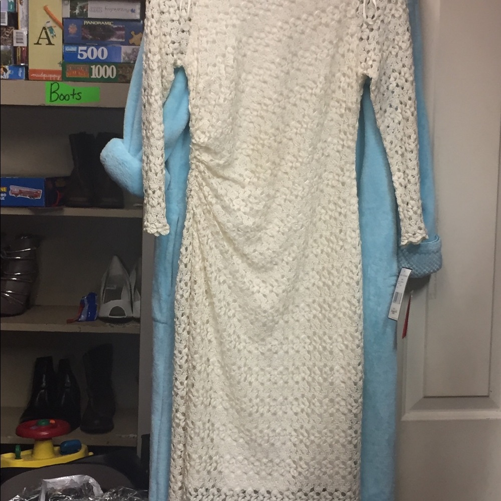 Jessica Howard ivory dress size 6